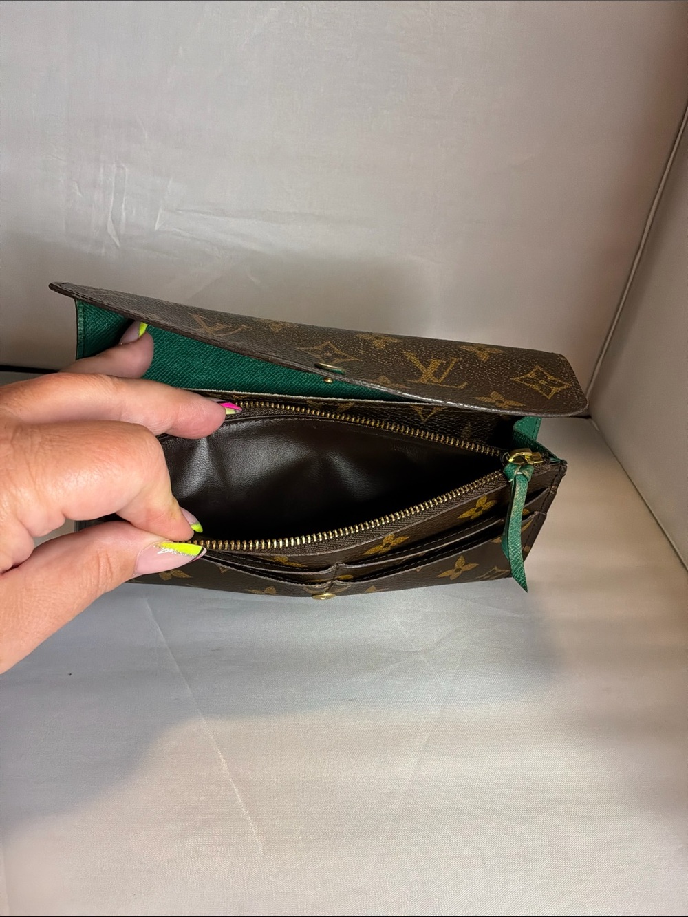 Louis Vuitton Monogram Emilie Wallet with Teal Interior - Picture 7 of 8